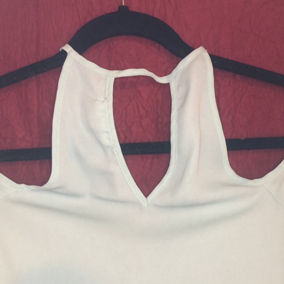 #109 NWOT Shoulder Baring Lightweight Aqua Blouse - Picture 8 of 15